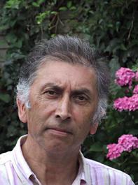 Steele-Perkins_portrait